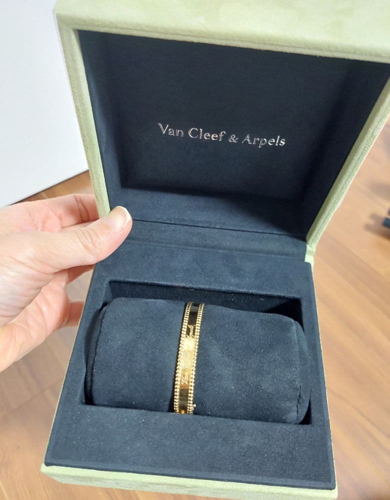 Van Cleef & Arpels Alhambra, Lucky Spring, Perlée - no translation needed as these are specific product names.