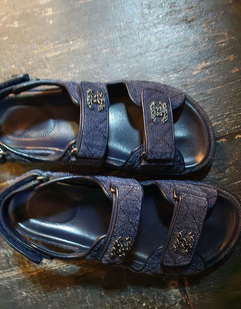 샤넬 벨크로 샌들 리뷰 