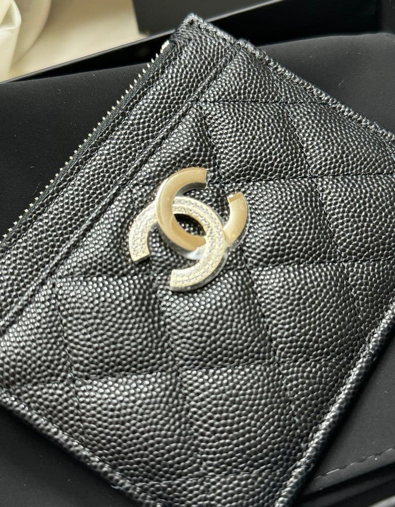 Chanel cardholder