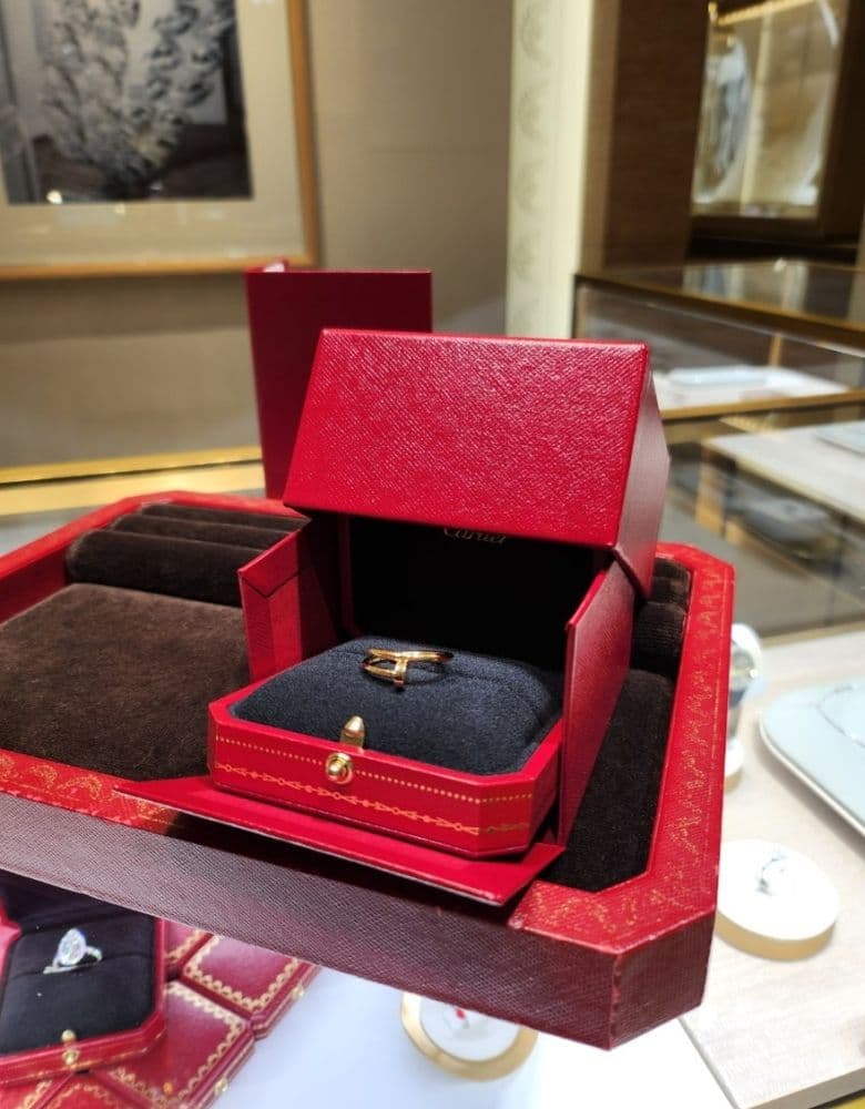 Cartier Juste un Clou ring