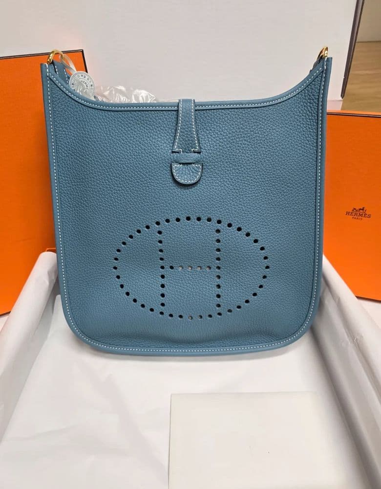 Hermès Evelyne III 29 bag in Clemence leather with palladium hardware, in the color New Blue Jean.