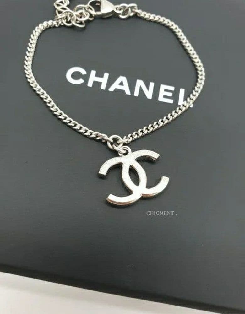 Chanel 22C CC Logo Bracelet