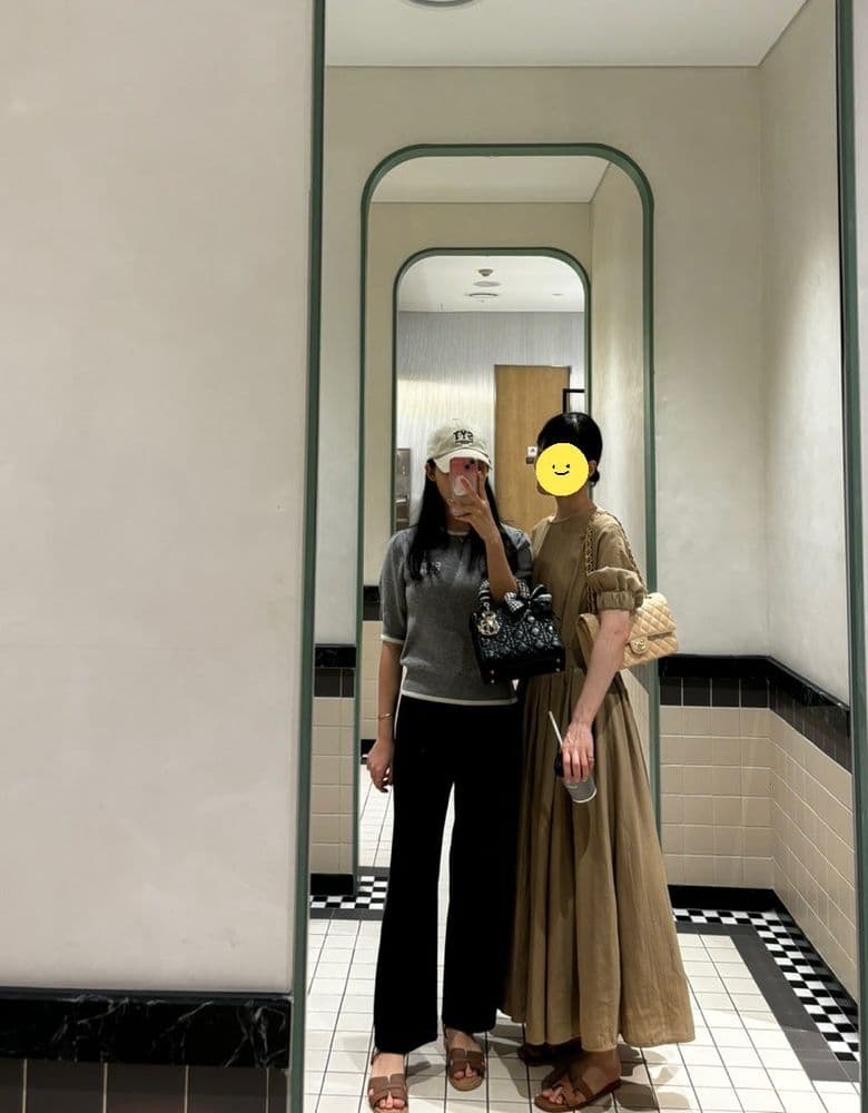 Chanel Classic Medium Beige