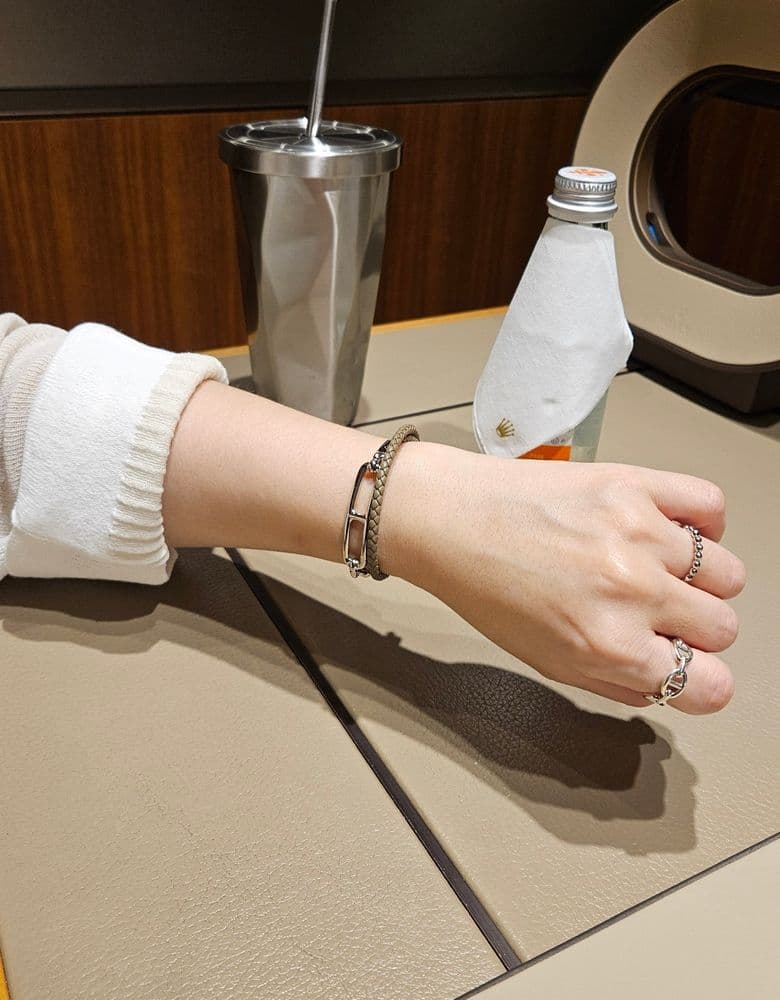 Hermès Mini Clic Kelly, Roulis Double Tour Bracelet, and Chaine d'Ancre Ring