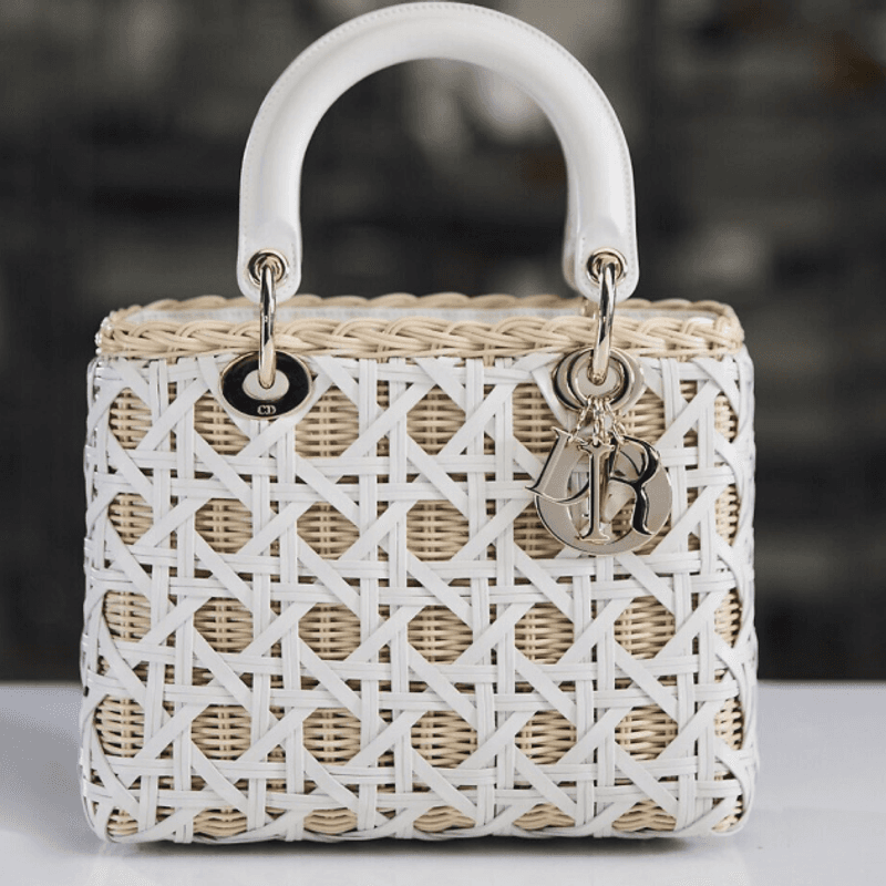 Dior Unveils 2025 Summer Lady Dior Wicker Bag: An Elegant Rattan Bag Finished with Cannage.