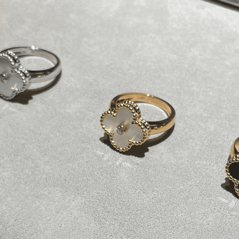 반클리프 알함브라 귀걸이 & 반지 세트 후기🖤 마오펄(마더오브펄) vs 오닉스 vs 화골 비교