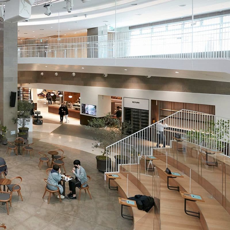 소비 양극화로 갈수록 커지는 격차, VIP에 집중된 혜택