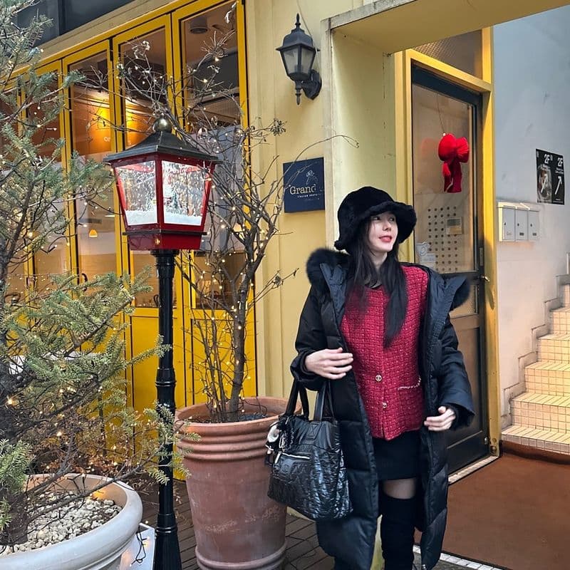 Shin Joo-ah's impeccable fashion sense.