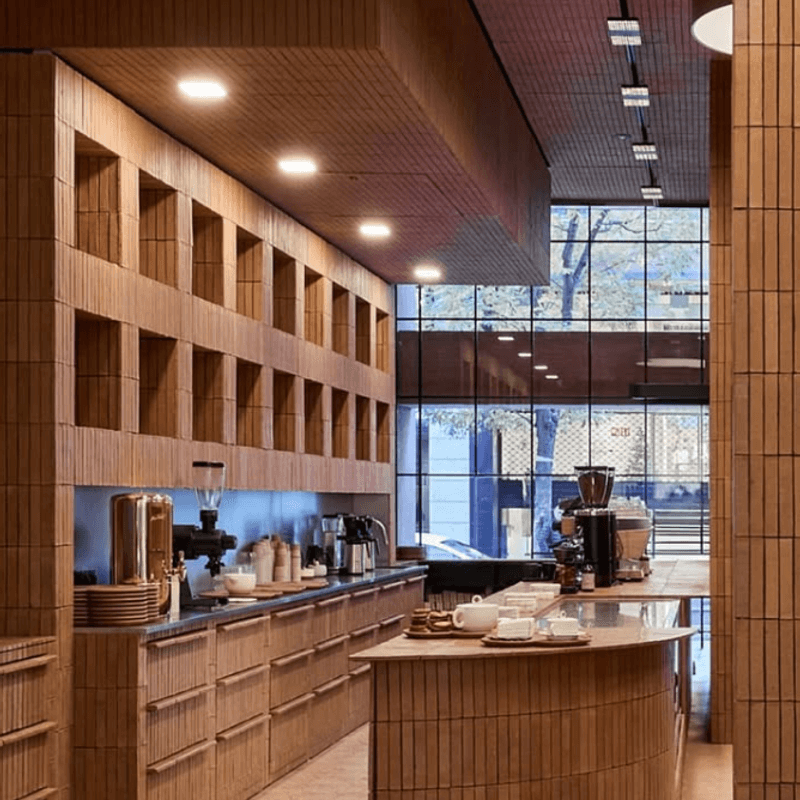 자라에서 먹는 커피, 마드리드에 카페 오픈