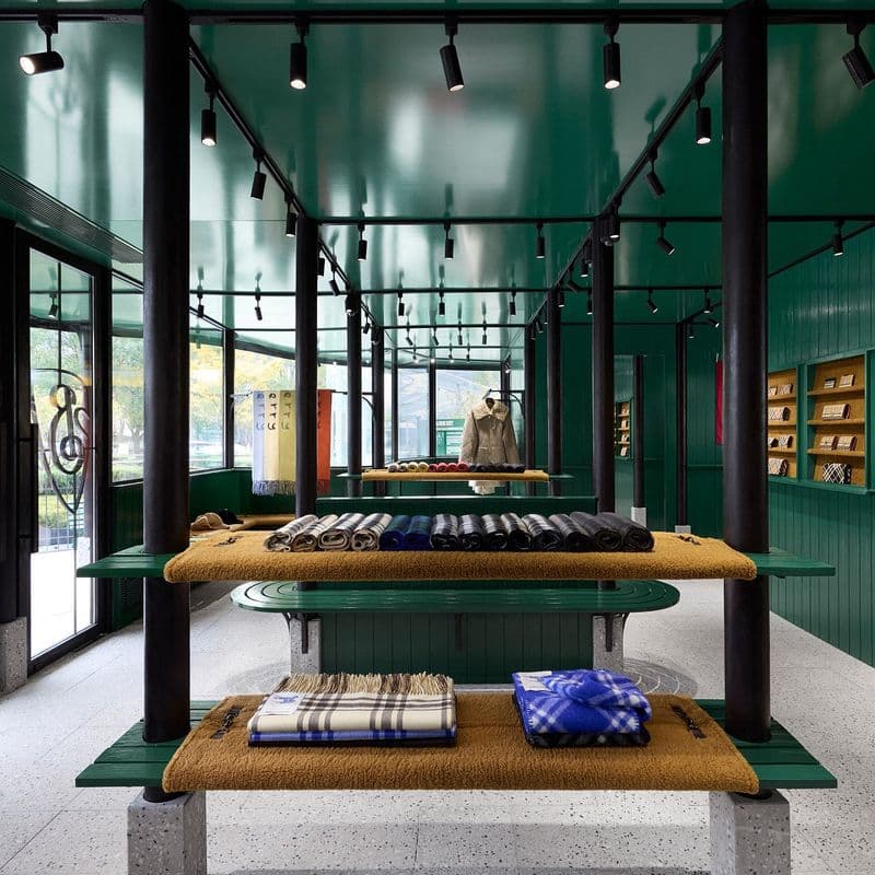 몽클레어의 스텔라 킹, 버버리 이사로 임명