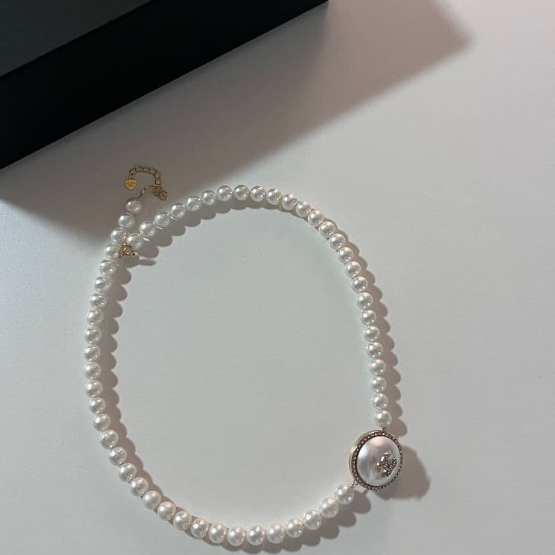 샤넬 2025 홀리데이 참으로 샤넬 진주 목걸이 만드는 법