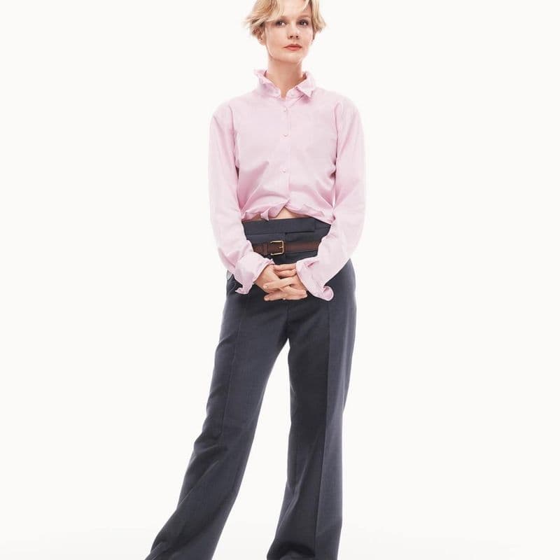 프라다, 캐리 멀리건과 함께한 2025 SS 컬렉션 공개