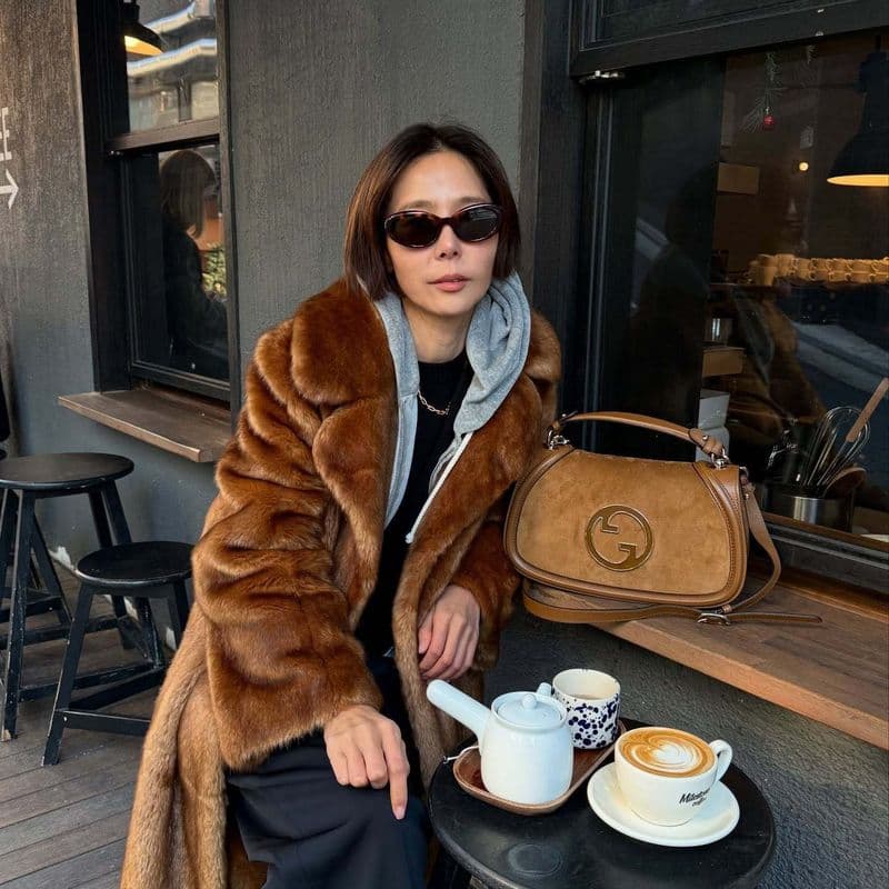 구찌 신상으로 완성한 김나영 겨울 코디