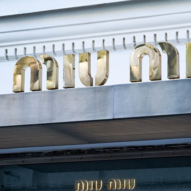 미우미우, 조용히 4% 가격 인상