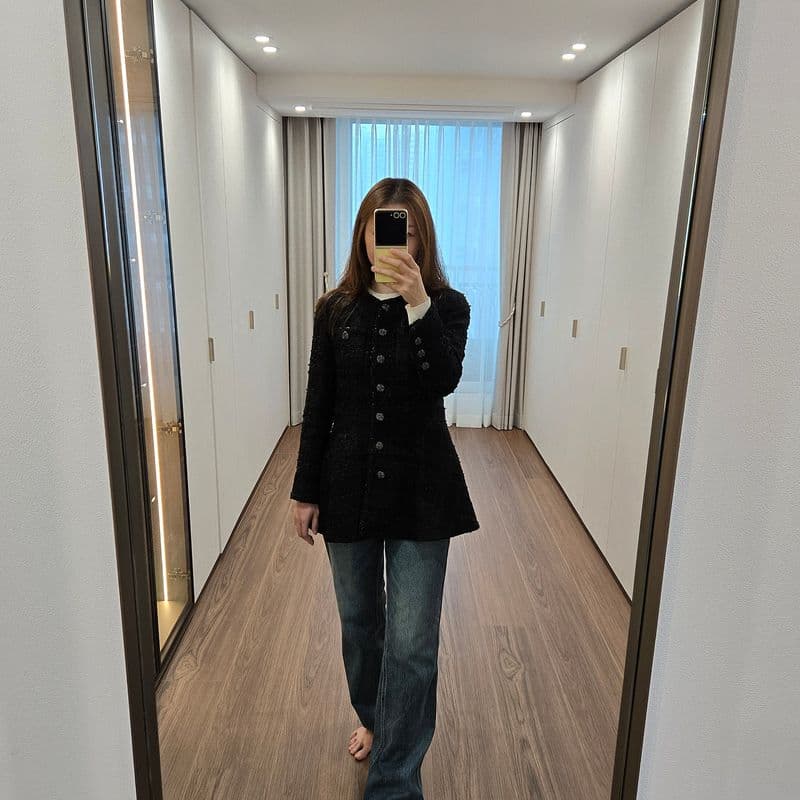 Achieve a luxurious look with Chanel, Dior, and Hermès.