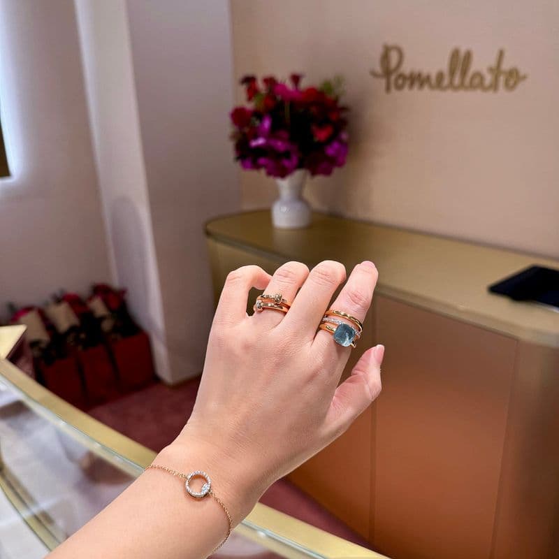 My thoughts on wearing Pomellato Together and Nudo rings.