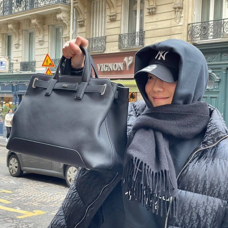 Painted and Hip! Nam Joo-hyuk channels 'Human Dior' vibes.