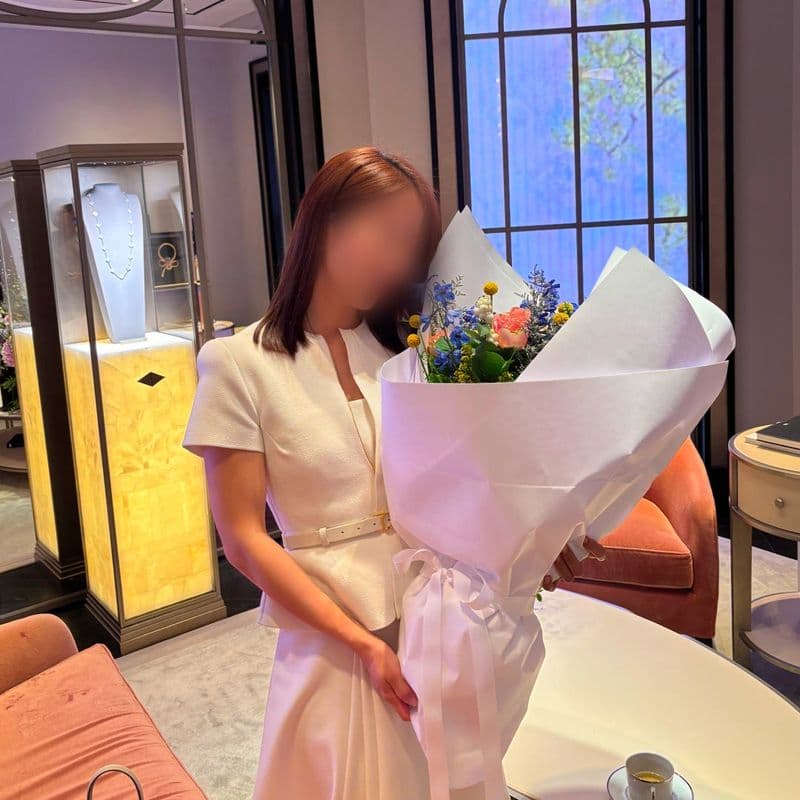 반클리프아펠에서 온 꽃다발