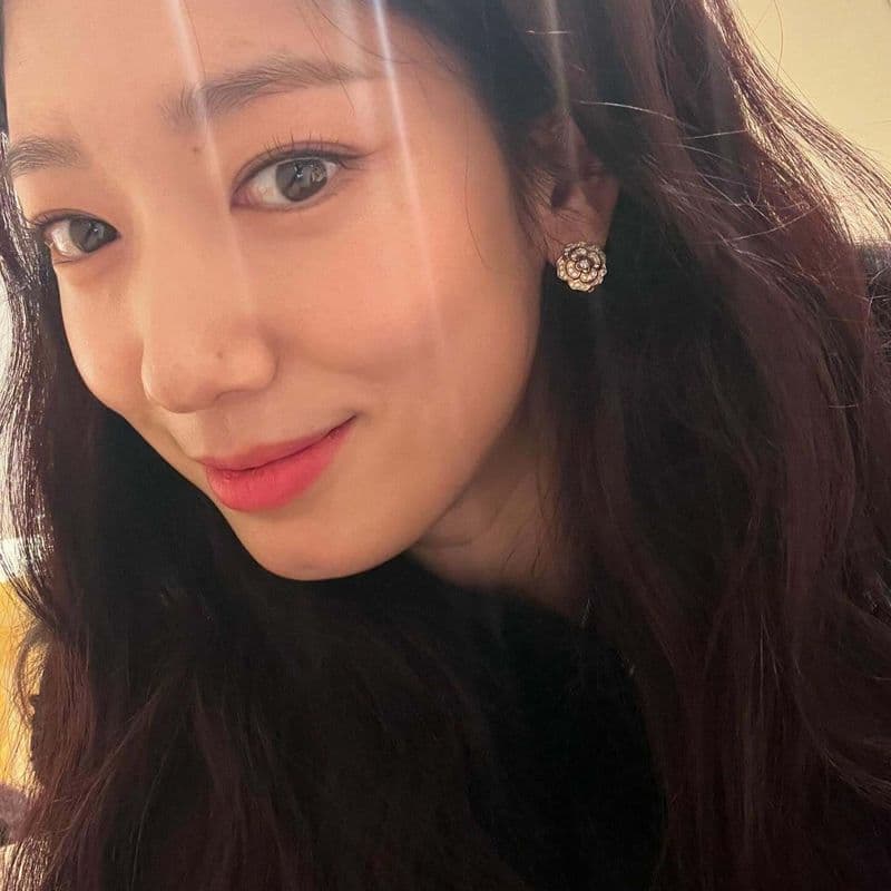 박신혜가 착용한 샤넬 귀걸이의 가격은?