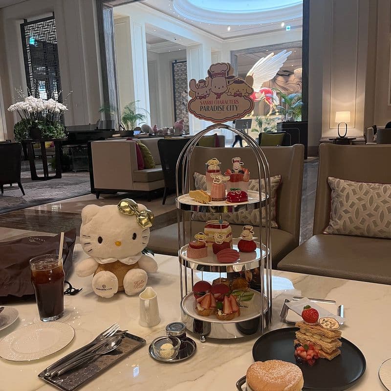 Paradise Hotel Sanrio Strawberry Afternoon Tea Review & Discount Tips (feat. Chanel Gabrielle Backpack)