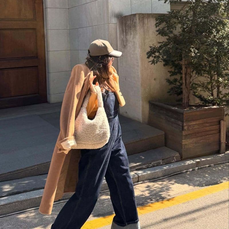 그 누구보다 힙한 황신혜의 겨울