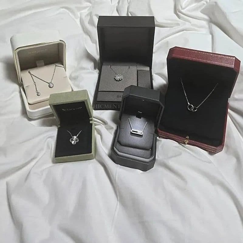 Comparing 8 necklaces from Van Cleef, Chanel, Boucheron, Damiani, and more.