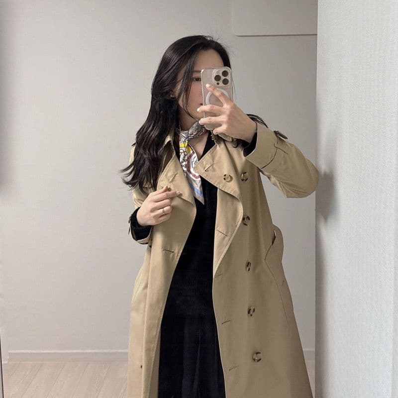 버버리 켄싱턴 트렌치코트 코디 모음집