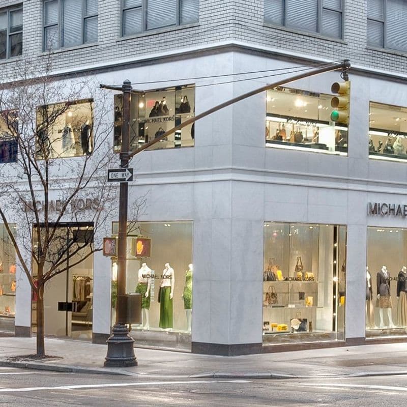 카프리 홀딩스 경영진 교체 발표, CFO·COO 퇴임 예고