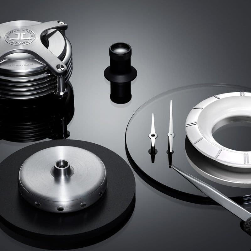 공기로 작동하는 시계? 예거 르쿨트르 '에트모스 인피니트 헤일로' 한정판 공개