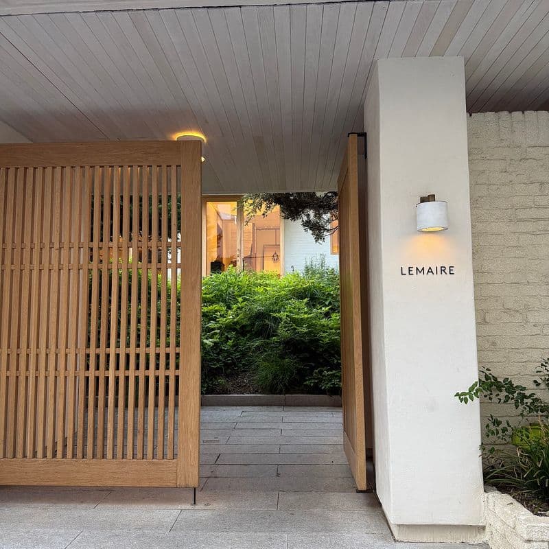 Conquering the Hottest Spots: A Foodie Adventure in Hannam-dong and Showroom Tour!