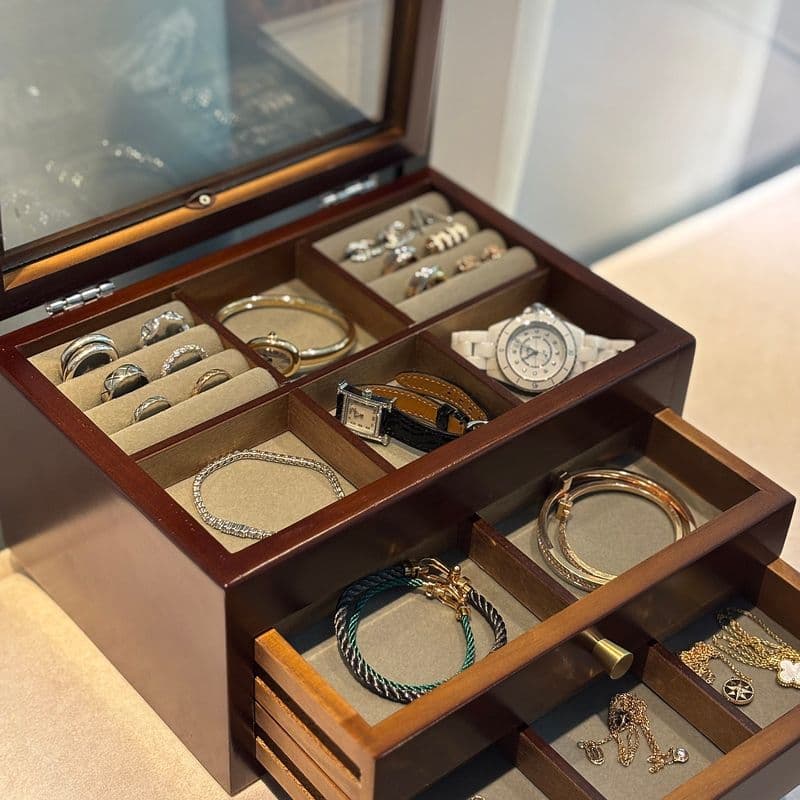 명품 주얼리 셀프 세척 방법과 보관법 총정리! 주얼리 변색 걱정 끝