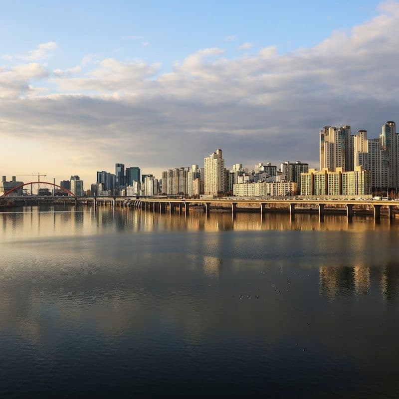 Home prices in Mapo and Seongdong have reached their highest-ever increase.