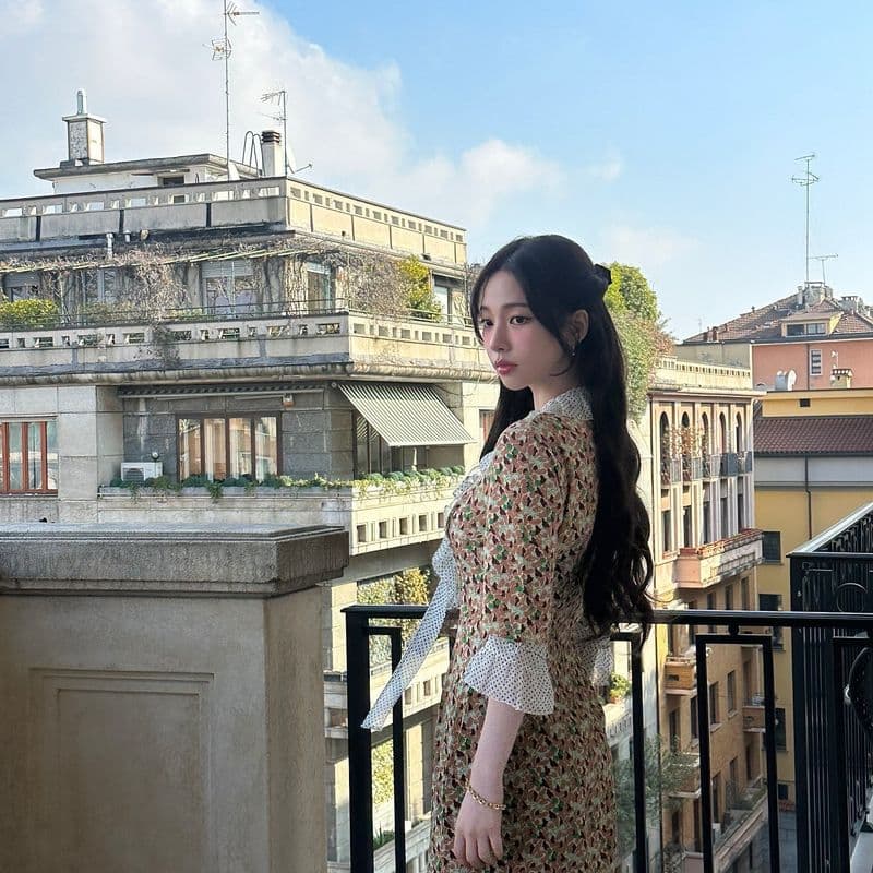 카리나, 채수빈, 엄정화 같은 프라다 원피스 다른 스타일, 여러분의 선택은?