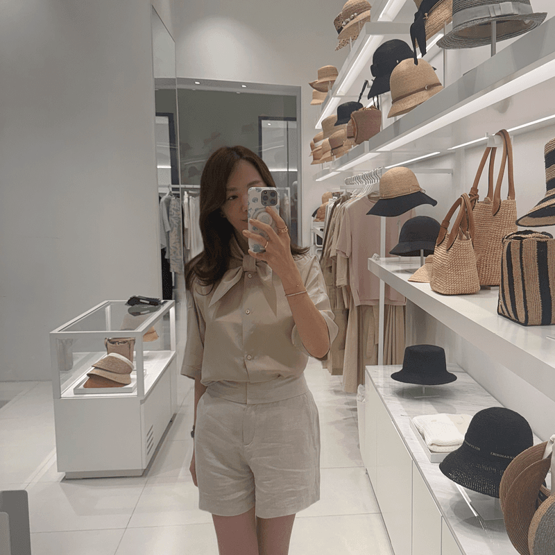 A review of clothing from Helen Kaminski, the brand famous for its hats.