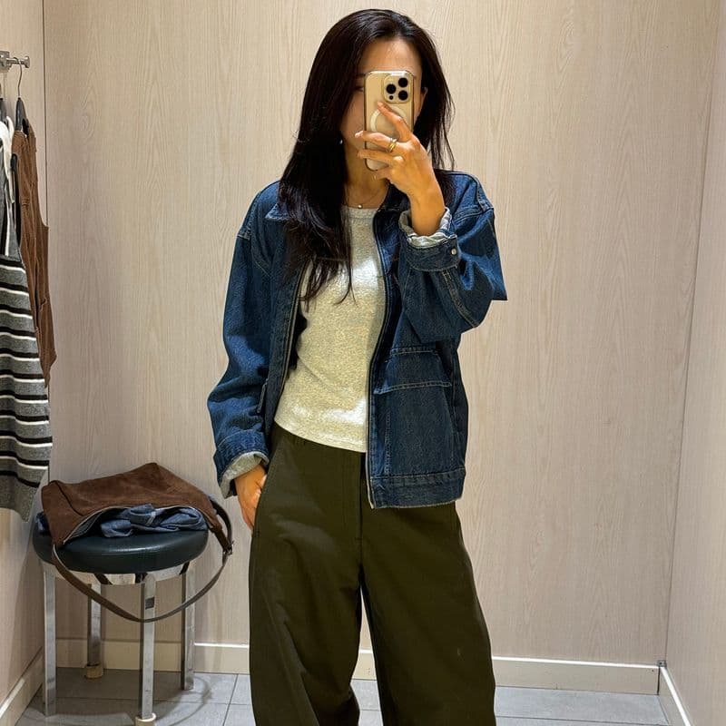 Trending on socials! Styling your autumn vibes with Uniqlo & H&M (feat. Cartier Tank Solo and Jaeger-LeCoultre watch).