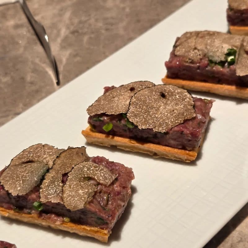 Banpo date night recommendation: Twelve at House of Shinsegae and a full course at the JW Marriott Lounge.