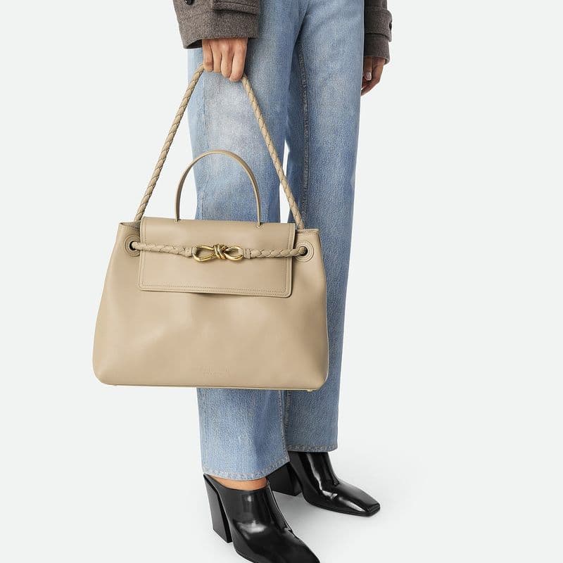 Bottega Veneta: Price hike up to 17% – their third increase this year alone.