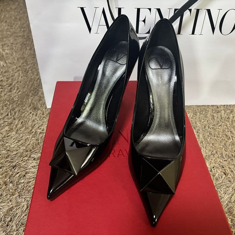 발렌티노 저렴하게 구매하는 방법｜롯데 프리미엄 아울렛에서 블랙 힐 득템한 후기 & 언박싱