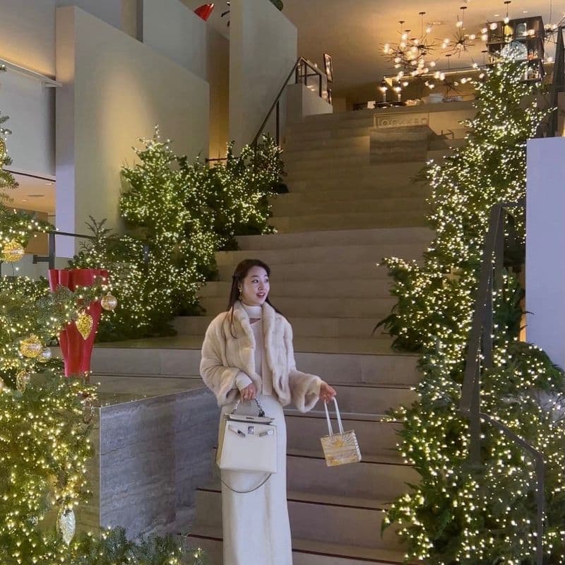 겨울 코디의 정석 블랙 vs 화이트 룩 모음 (feat. 에르메스 켈리28, 로얄 로퍼, 반클리프 알함브라)