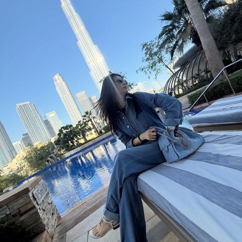 박하선, 샤넬 25백 데님 룩 코디