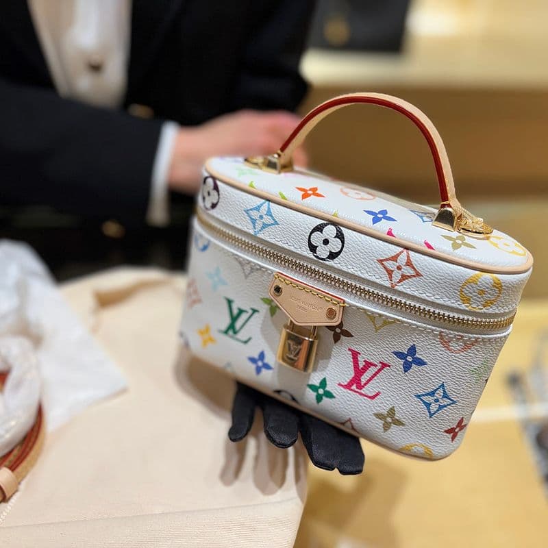 루이비통 무라카미 베니티 리뷰 & 착용샷