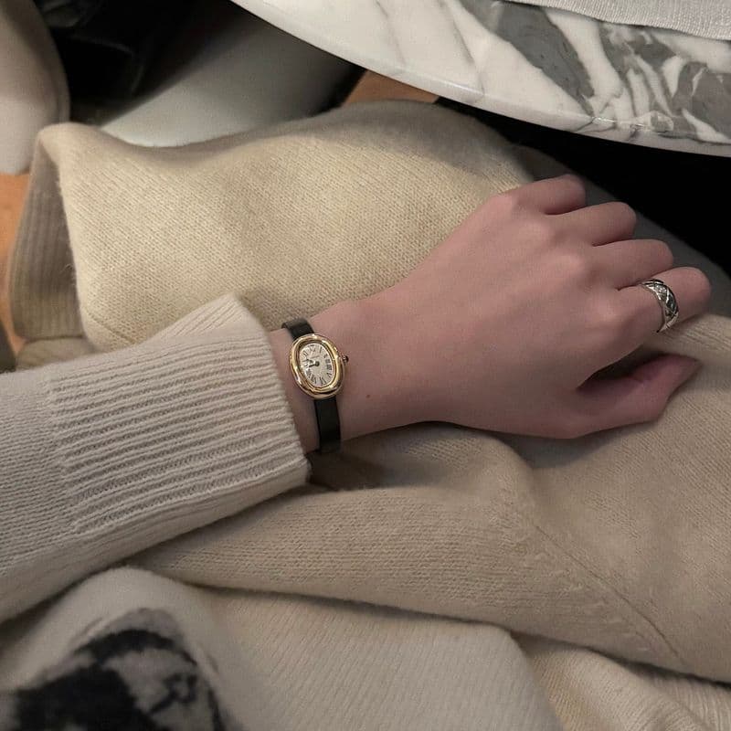 겨울 데일리 코디 모음｜샤넬 2.55 빈티지 백·까르띠에 베누아 미니