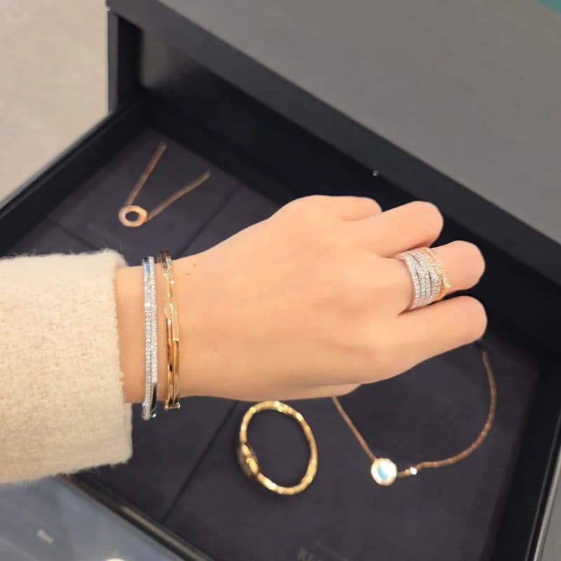 셀럽이 선택한 레포시(REPOSSI) 주얼리｜하이엔드 주얼리 입문 아이템 추천