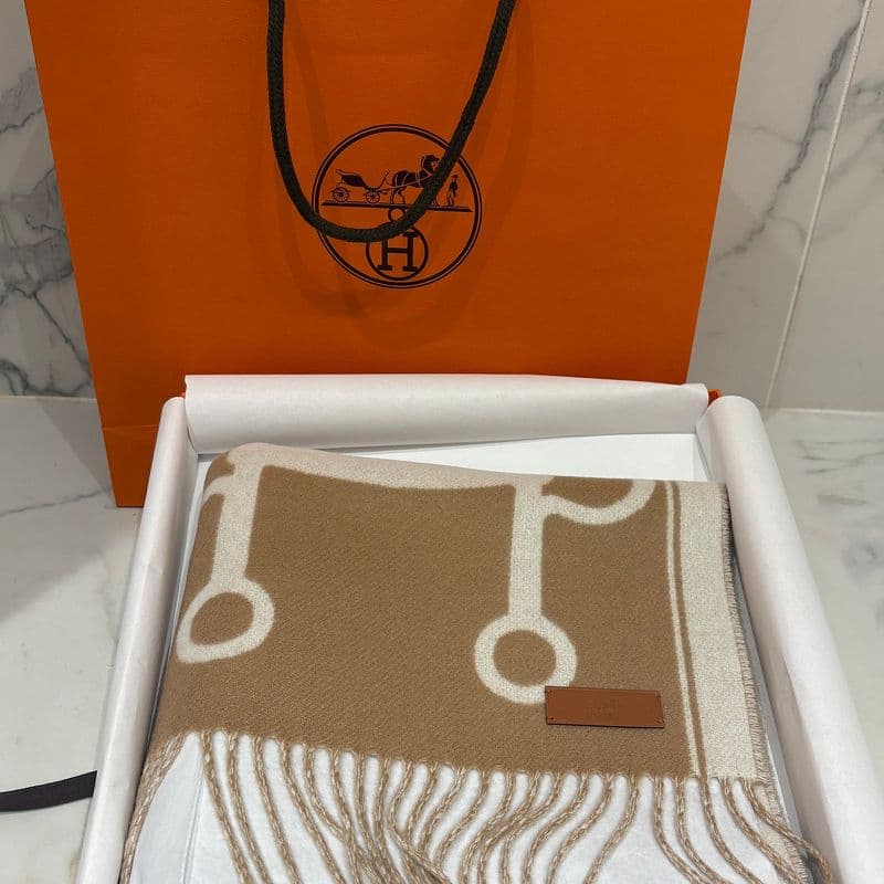 에르메스 트윌리 반 리본 묶는 법｜반다나 비유로즈 트윌리 & 모르스 머플러 코디