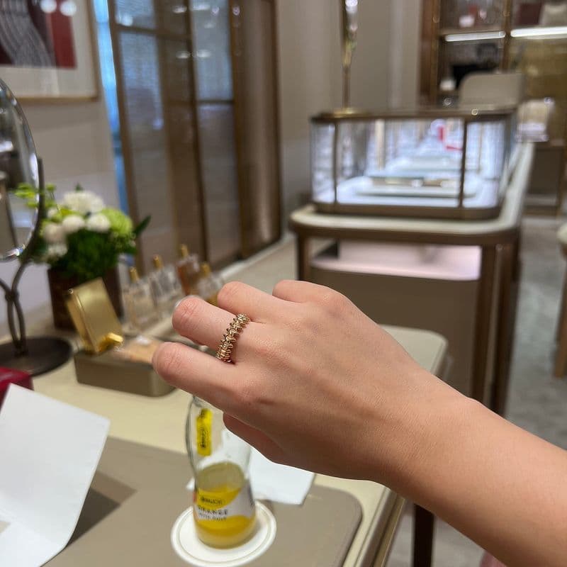 까르띠에 클래쉬 드 링 픽업 & 신상 귀걸이 클래쉬 드 이어링 멀티 웨어 시착 후기