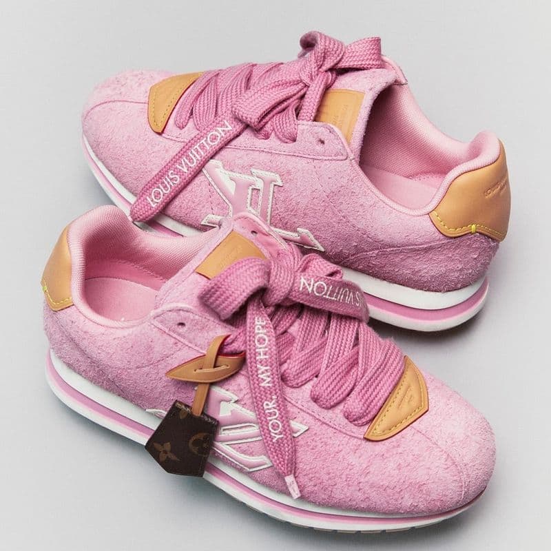 BTS 월드투어를 위해 탄생한 루이비통 x 제이홉 스니커즈 