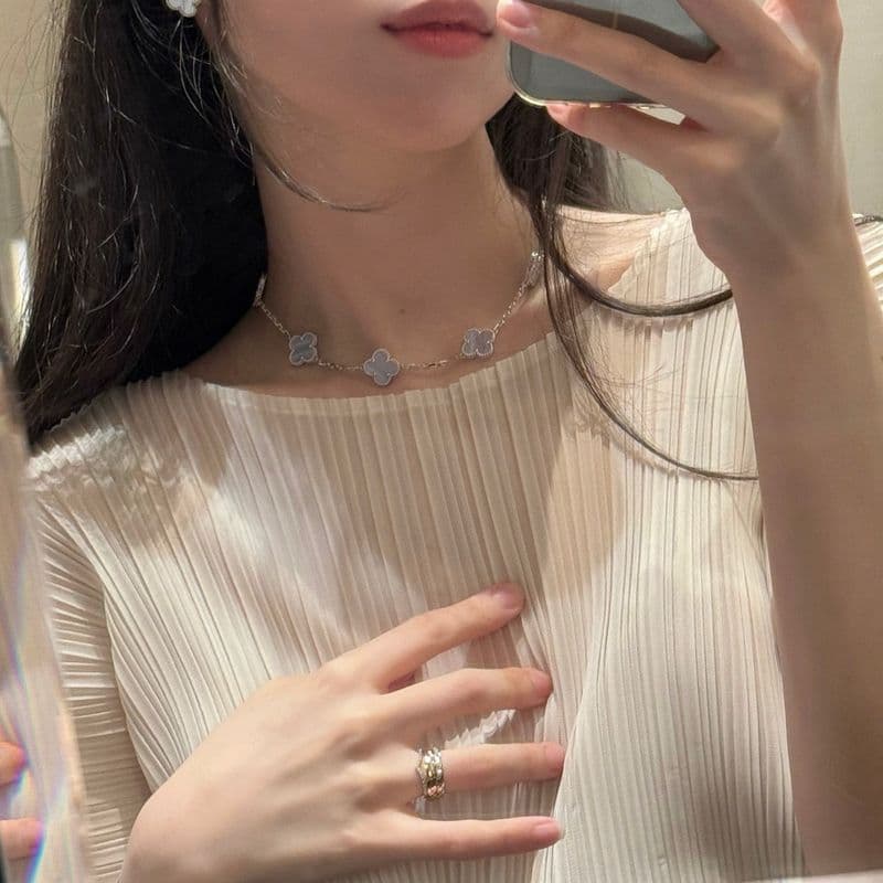 반클리프아펠 칼세도니 10모티브 목걸이 디파짓 후기 및 20모티브 비교 착샷