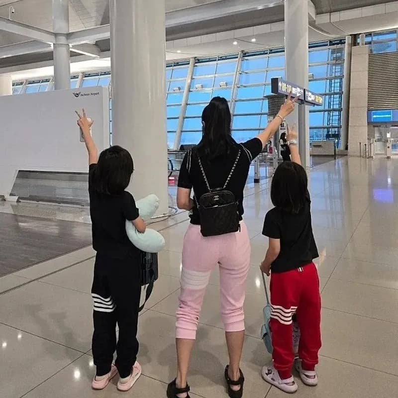 여름 휴가룩 OOTD & 여행용 가방 추천 3가지 (샤넬 페이던트 백팩·에르메스 미니켈리·샤넬 미노디에르)