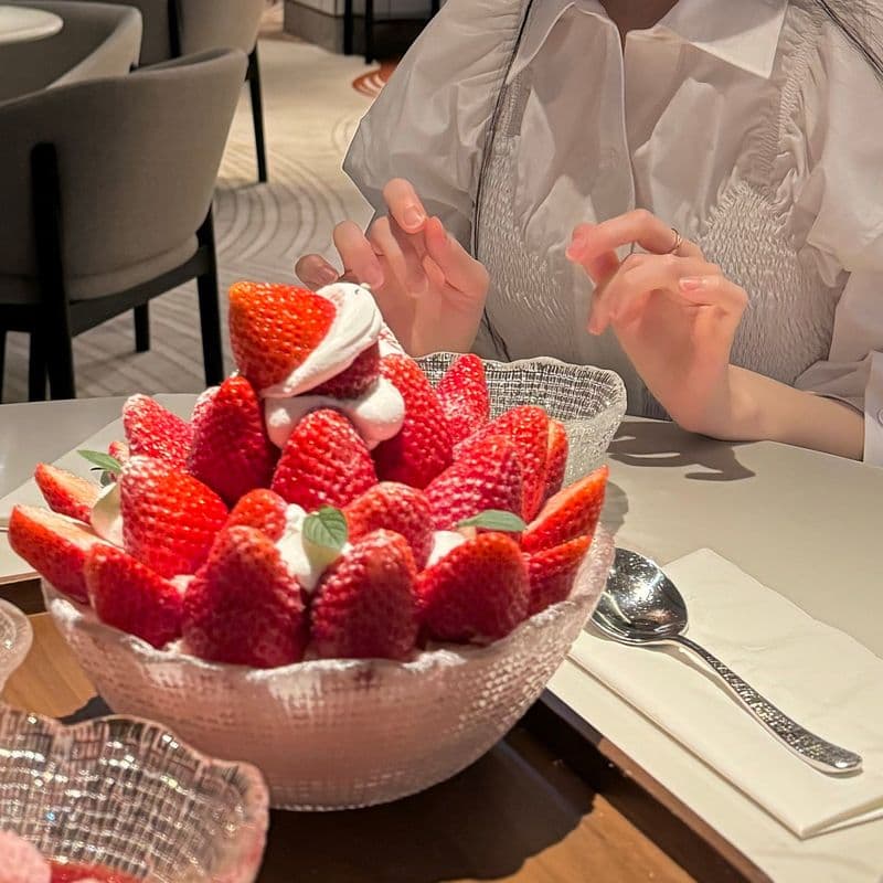 잠실 롯데호텔 더 라운지 딸기빙수, 호텔 빙수 중 가장 추천! 