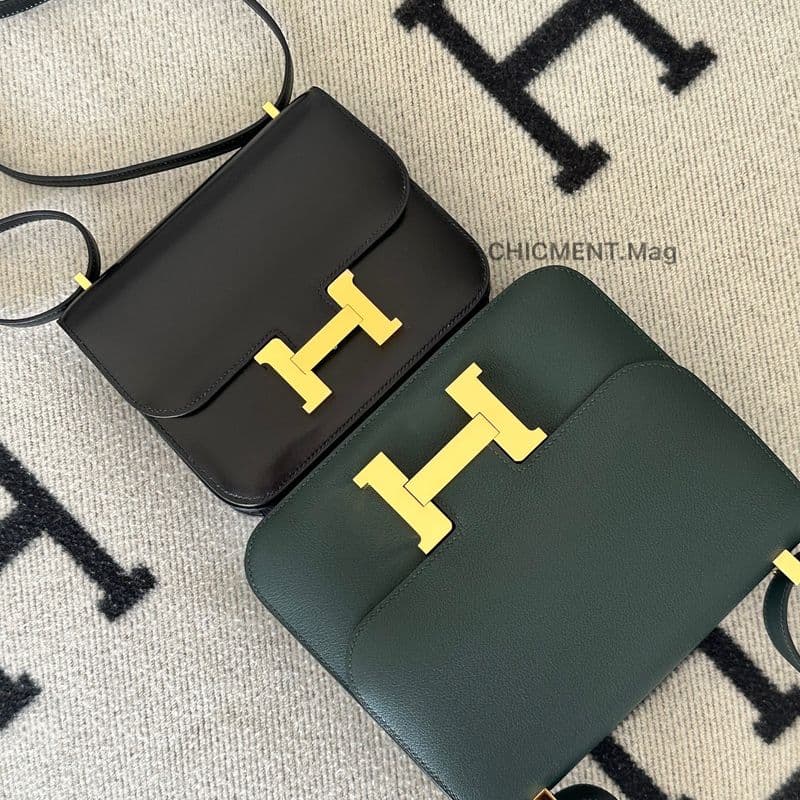 A comparison of the Hermes Constance 18 and 24 sizes on a 162cm woman: A review.